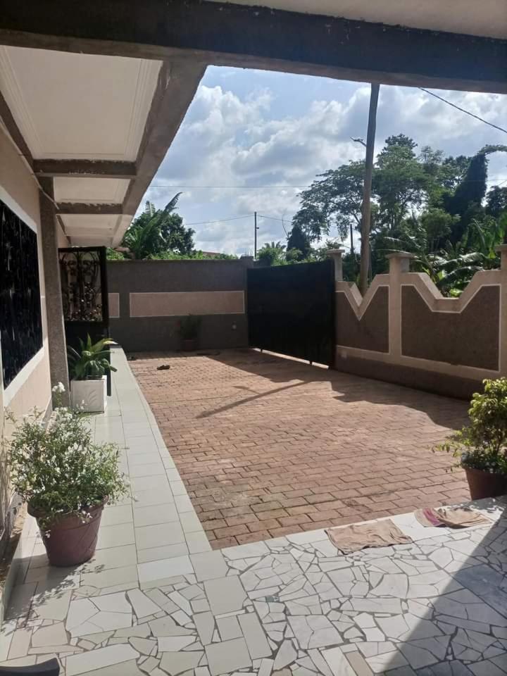 Residence Sh Yaoundé Exterior foto